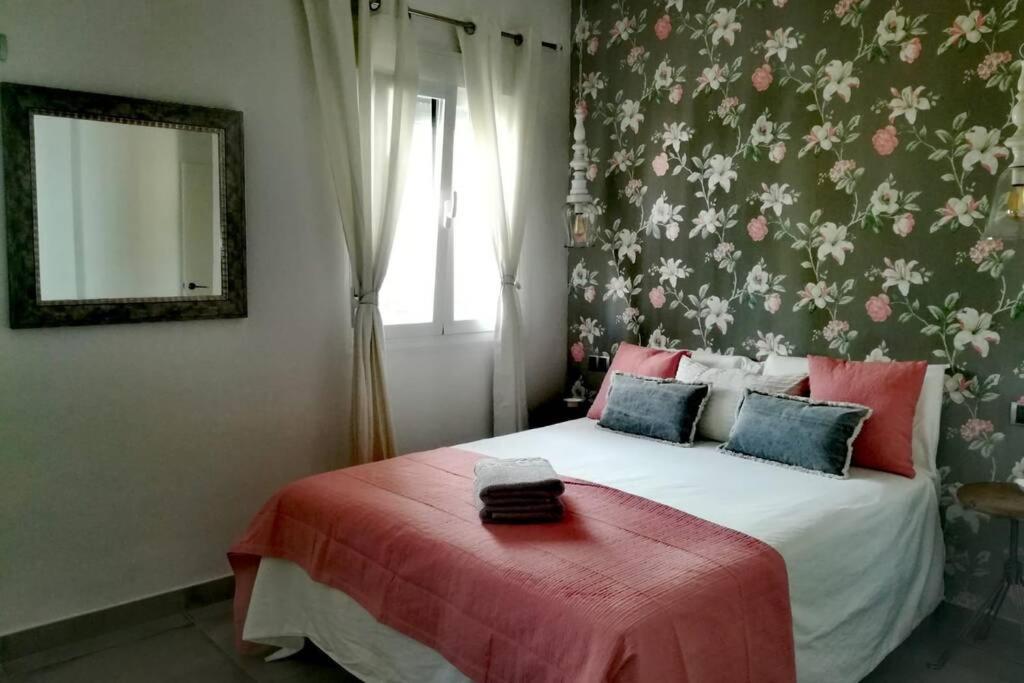 El Patio De San Bernardo Apartment Seville Ngoại thất bức ảnh