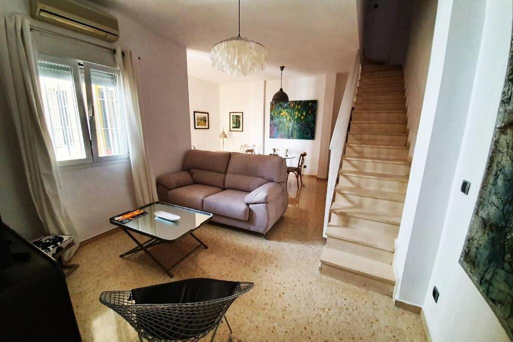 El Patio De San Bernardo Apartment Seville Ngoại thất bức ảnh