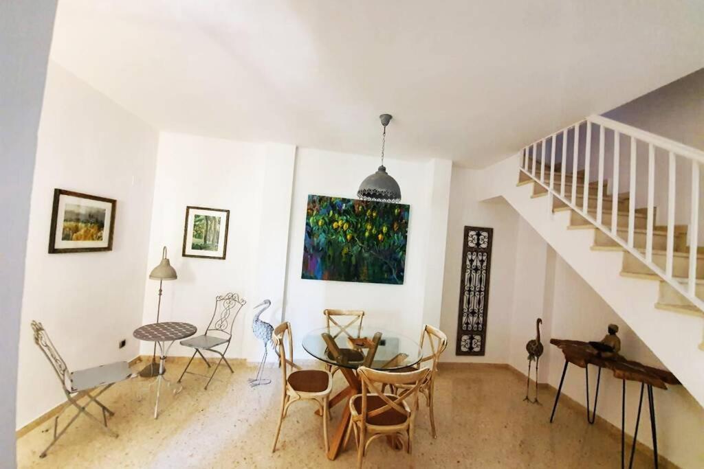 El Patio De San Bernardo Apartment Seville Ngoại thất bức ảnh