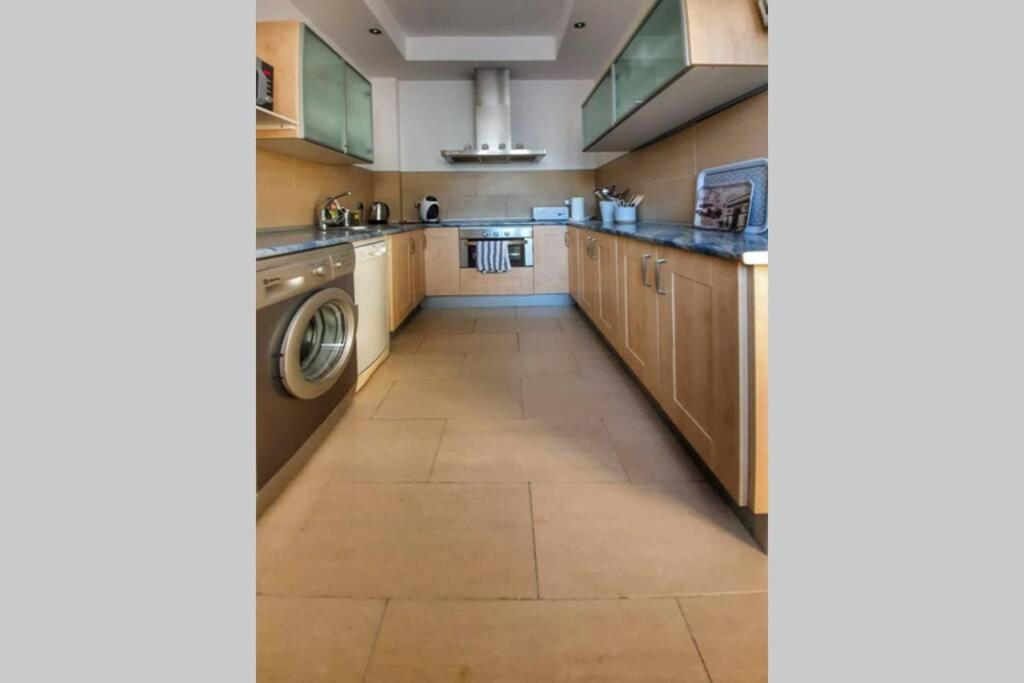 El Patio De San Bernardo Apartment Seville Ngoại thất bức ảnh
