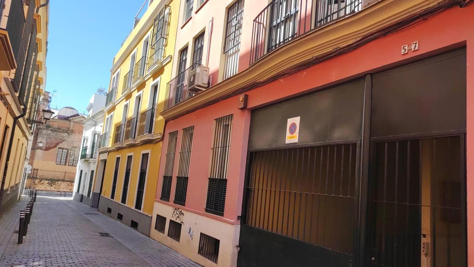 El Patio De San Bernardo Apartment Seville Ngoại thất bức ảnh